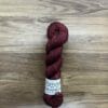 Dottir Dyeworks 100% ull - 100gr - Dottir100 bad blood