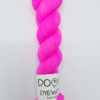 Dottir Dyeworks (72/25) - 100 gr dokkur - Dottir7525 Hot pink