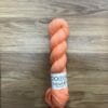 Dottir Dyeworks (72/25) - 100 gr dokkur - Dottir7525 peachy