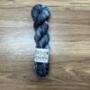 Dottir Dyeworks (72/25) - 100 gr dokkur - Dottir7525 tornado